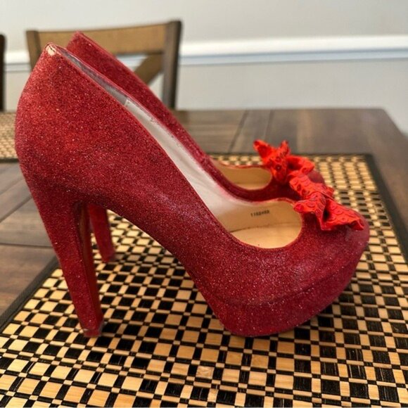 Alice in Wonderland Red Glitter Heels Women’s Size 6 High Heels with Bow Accent - Picture 4 of 8
